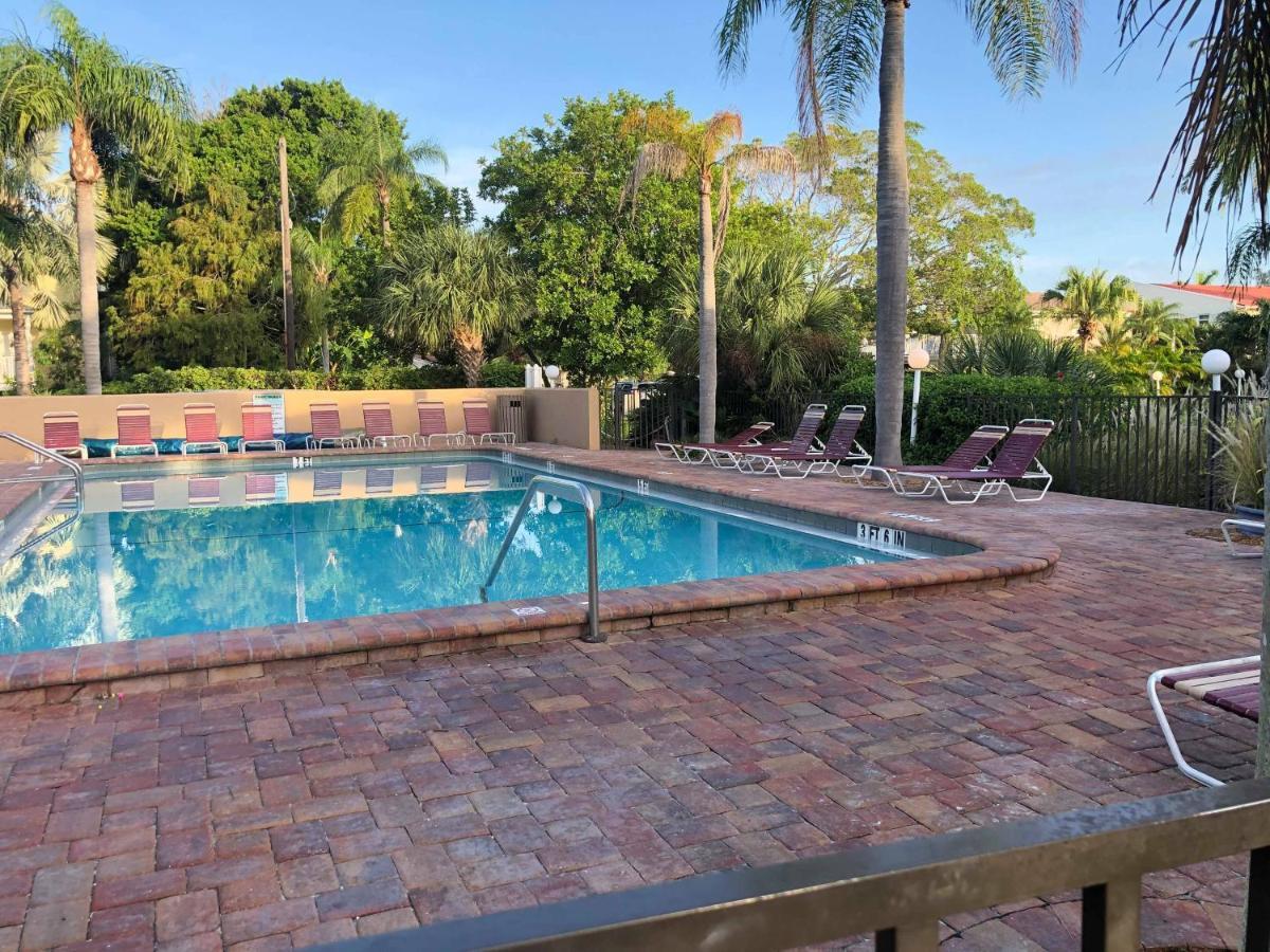 Captiva Beach Resort Point O'Rocks Экстерьер фото